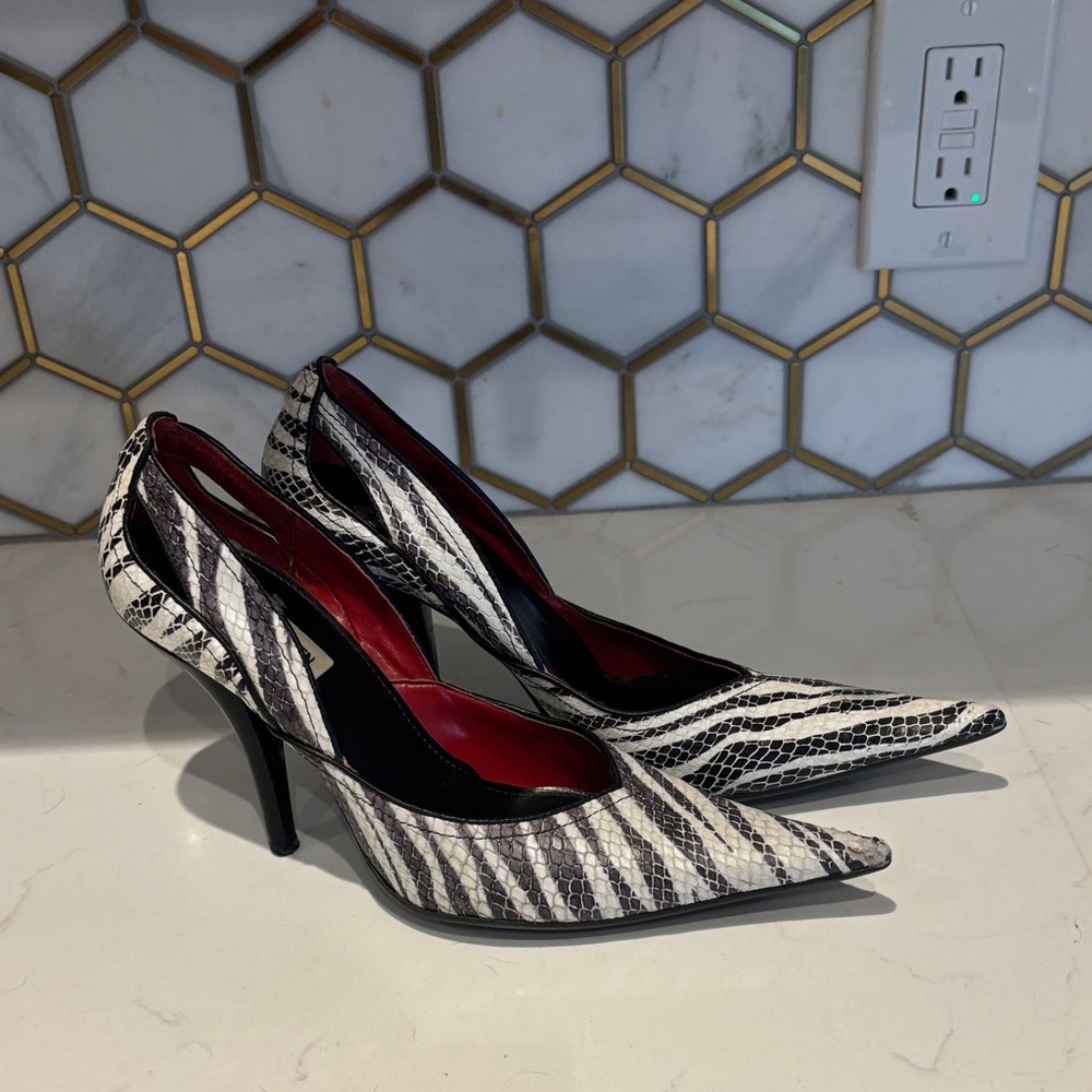 Steve Madden Black and White Zebra Heels. Statement maker!!